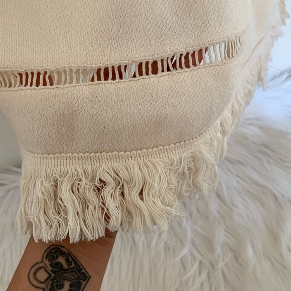 Boho Cream Sweater with Fringe Detail - Picture 6 of 8